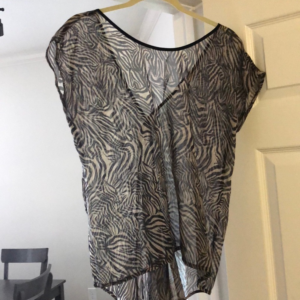 Zebra top - Picture 1 of 3